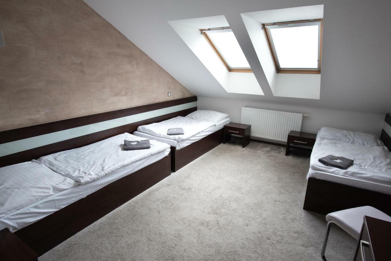 Penzion U Travnicka Modřice Buitenkant foto